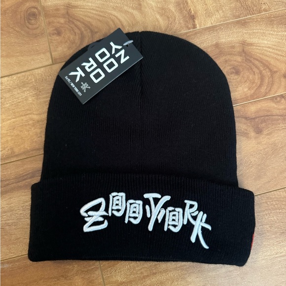 BNWT Zoo York Graffiti Beanie Toque Hat Black - Picture 1 of 2